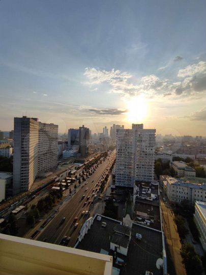 Комната 18 м² в 3-к., 23/24 эт.