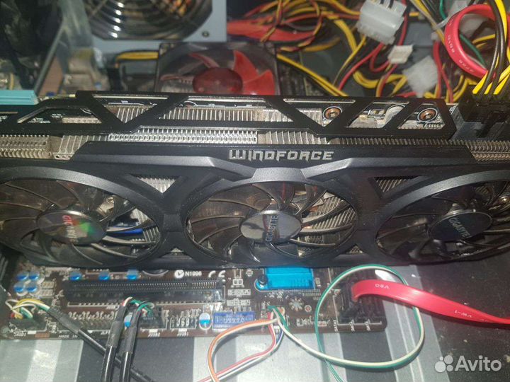 Игровой компьютер с монитором 23