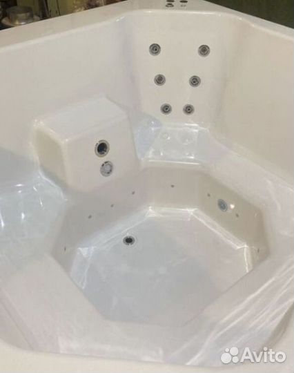 Купель с гидромассажем KPN/8817