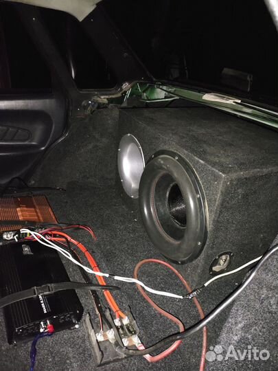 Сабвуфер Урал децибел 15