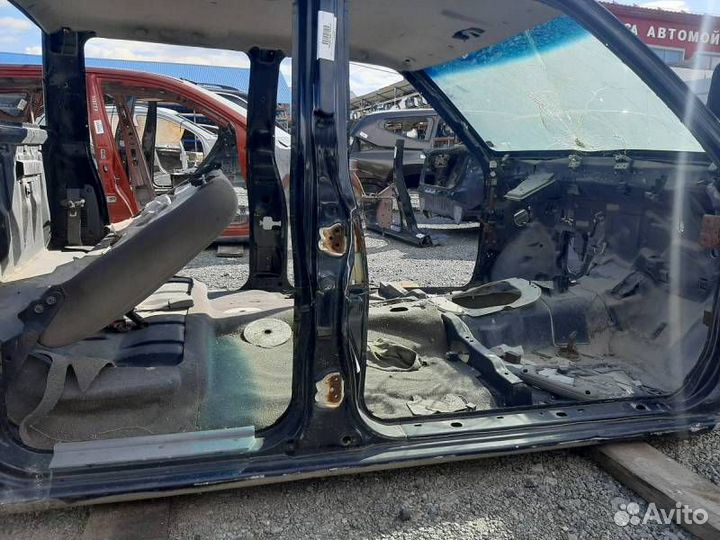 Б/У Порог со стойкой правый 764122S700, 76500VJ