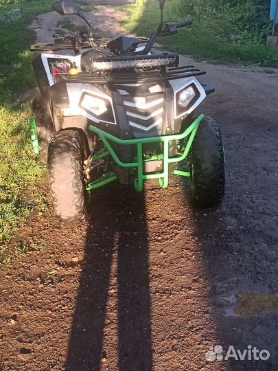 Продам квадроцикл не битый не крашенный