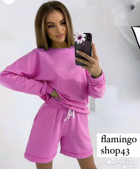 Спортивный костюм с шортами