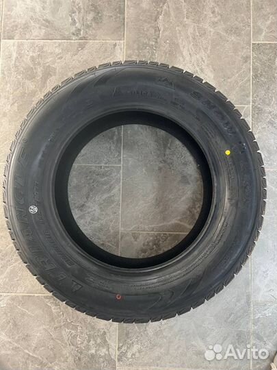 Triangle TR777 225/60 R17 99H