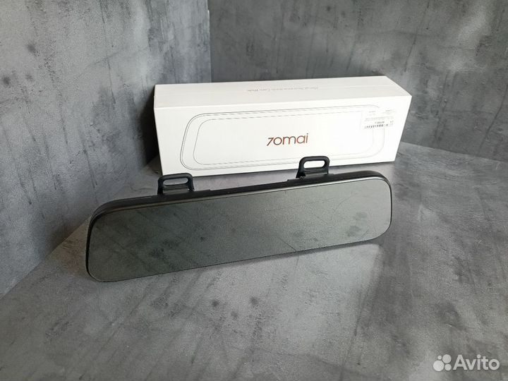 Автомобильный видеорегистратор 70mai Rearview Dash