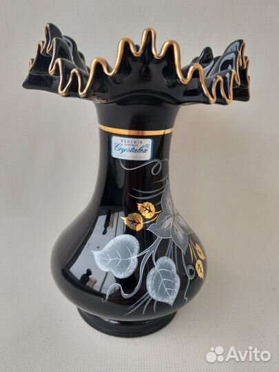 Хрустальные бокалы, цветное стекло,вазы Богемия