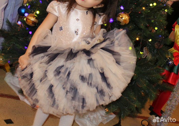 Платье на девочку