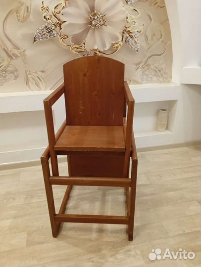 Стульчик для кормления