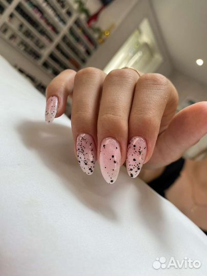 Маникюр на дому