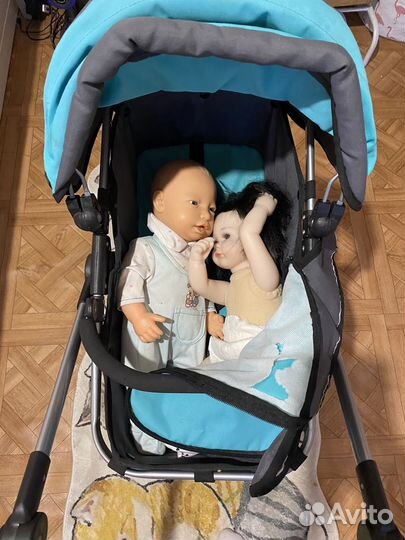 Детская коляска и вертолет для куклы