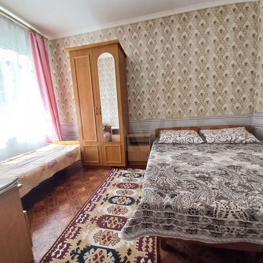 Дом 15 м² на участке 6 сот.