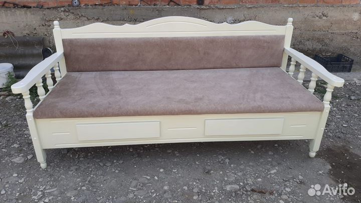 Кровать тахта