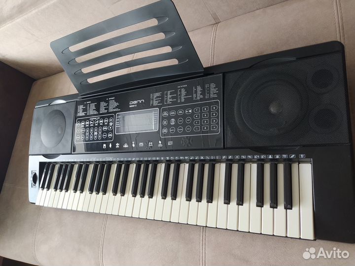 Синтезатор Denn dek612