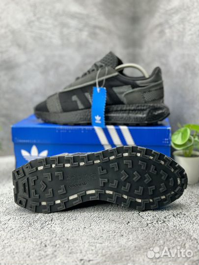 Кроссовки мужские Adidas Retropy E5