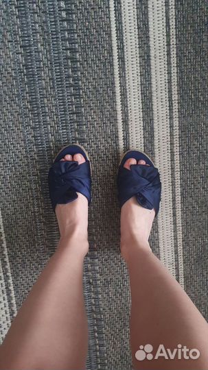 Шлепанцы женские 38 размер