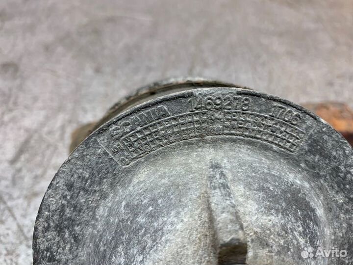 Кронштейн двигателя правый Scania R420 4*2 420