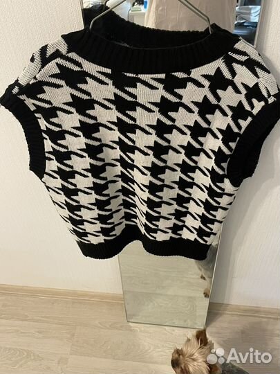 Жилетка женская теплая