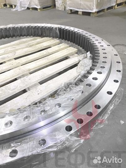 Поворотный круг CAT 345DL