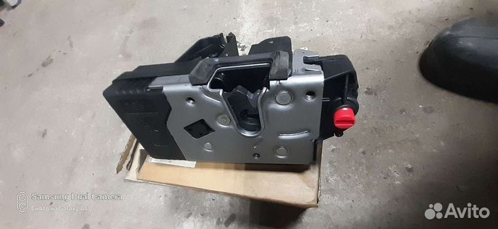 Замок двери задний левый опель корса с