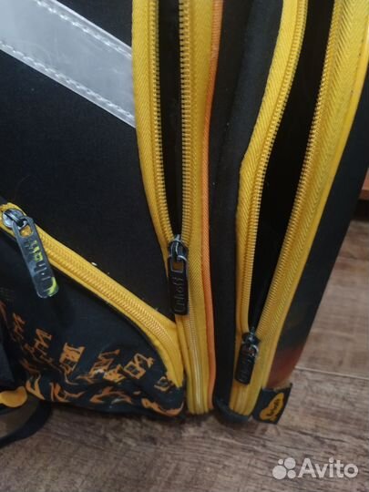 Рюкзак школьный