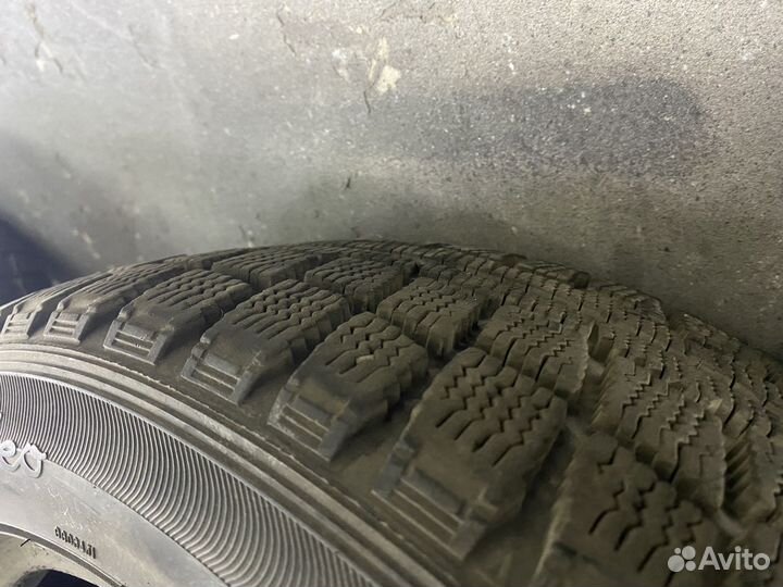 Goodyear UltraGrip Ice Navi Neo 205/55 R16 89Q