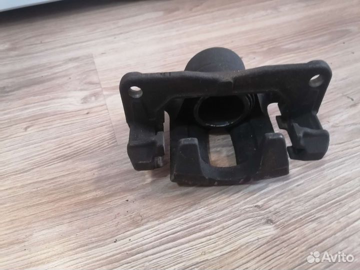 Суппорт Honda fit