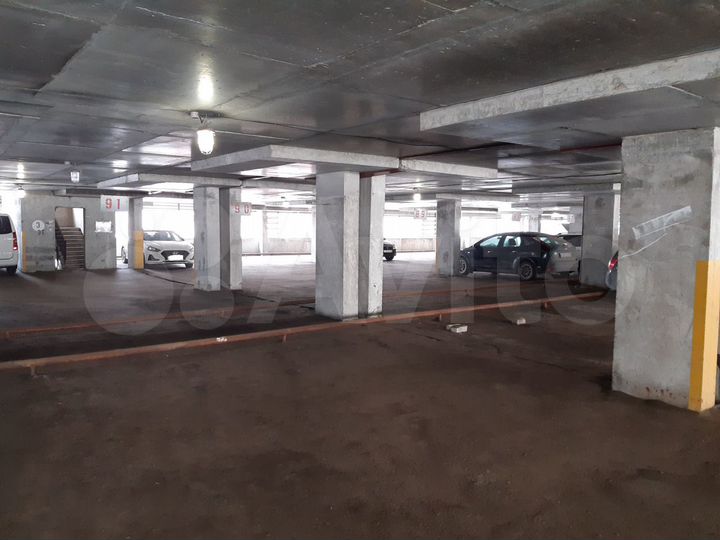 Машиноместо, 15 м²