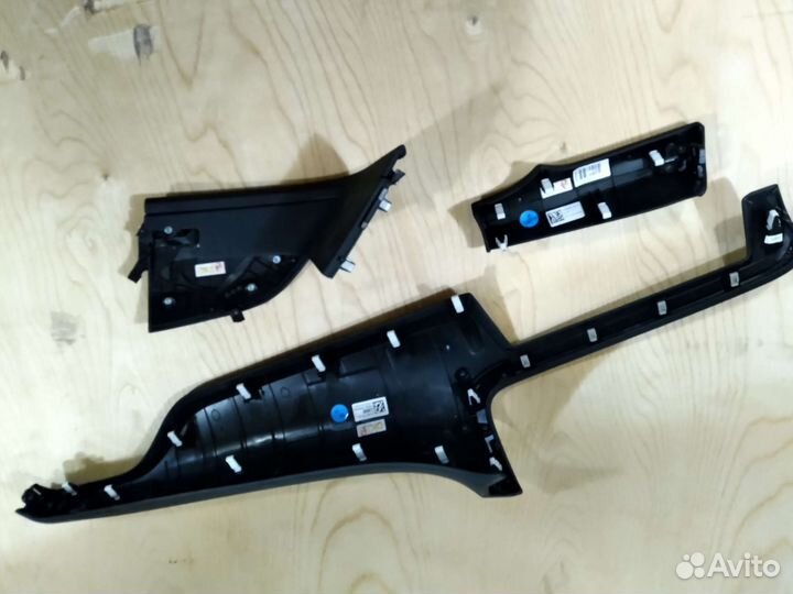 Накладка торпеды Genesis G 70 hyundai