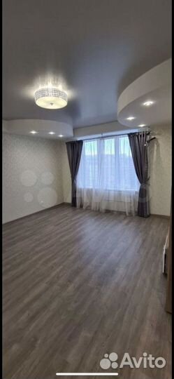 Продаю белый тюль и 2 серые портьеры