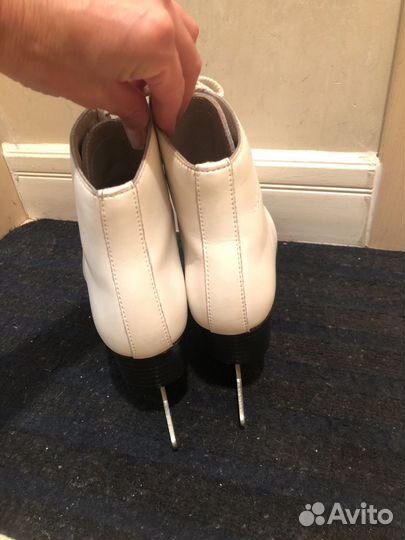 Коньки фигурные Axel р.38