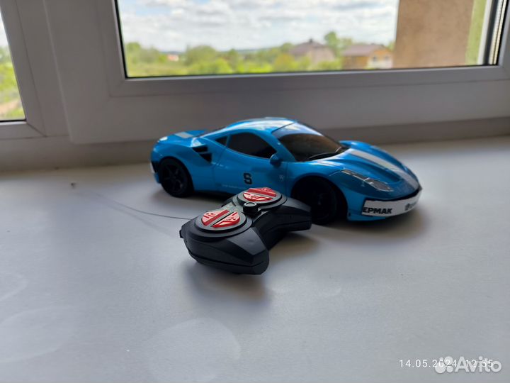 Управляемая машинка