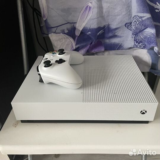 Xbox One s 1tb