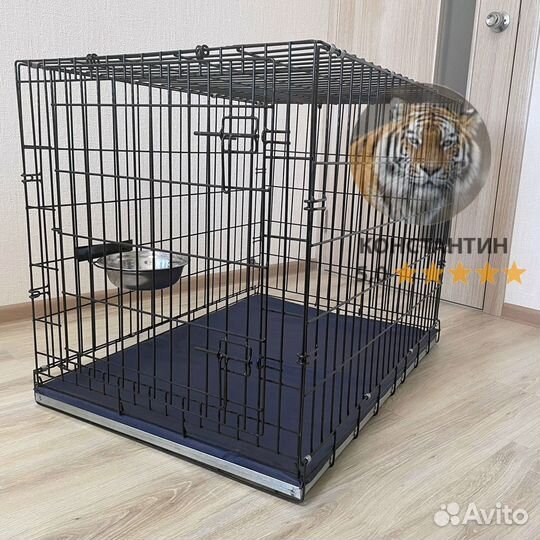 Клетка для собак с лежанкой и миской