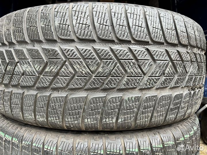 Pirelli Scorpion Winter 255/45 R20 105V