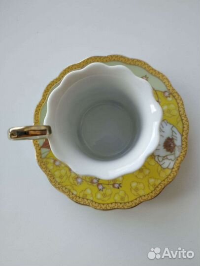 Набор кофейных чашек с блюдцами