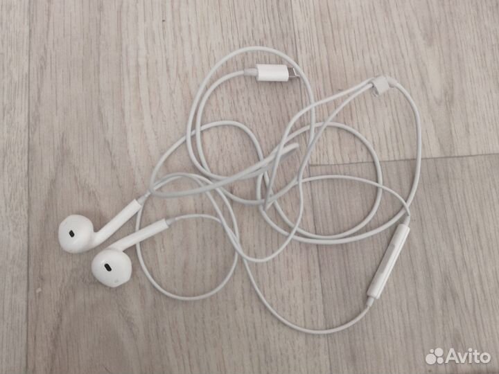 Наушники apple earpods lightning