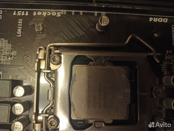 Материнская плата с процессором i3