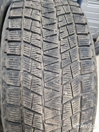 Bridgestone Blizzak DM-V1 225/55 R19 99R