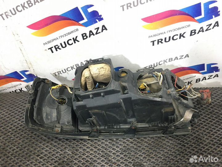 Фара головного света RH Man F2000