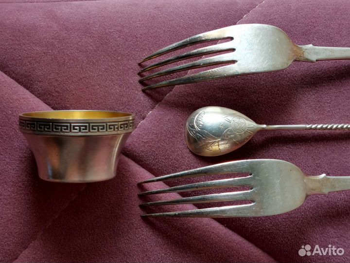 Столовое серебро СССР и царской России