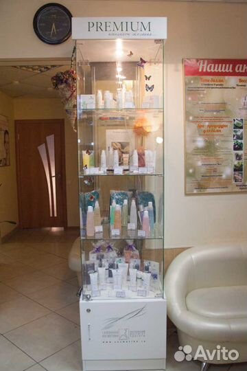 Витрина в салон красоты