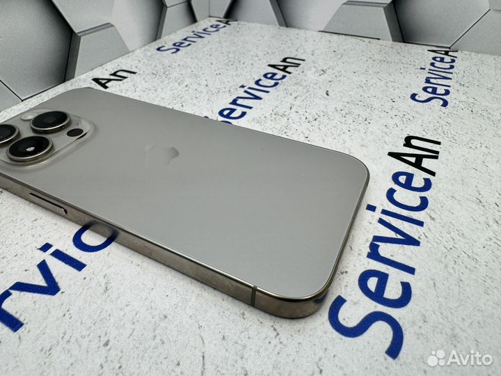 iPhone 15 Pro, 256 ГБ