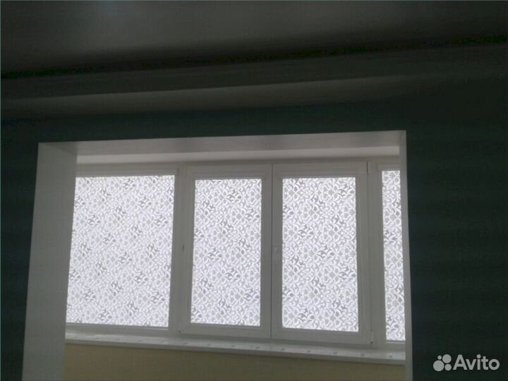 Жалюзи и рулонные шторы на окна