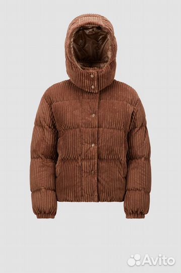 Пуховик женский Moncler