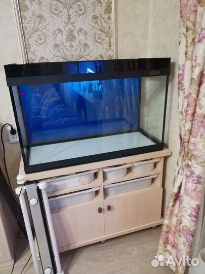 Продам аквариум Б/у