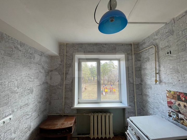 2-к. квартира, 41 м², 2/4 эт.