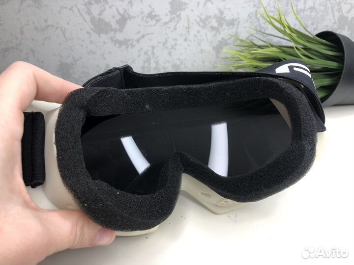 Горнолыжные очки