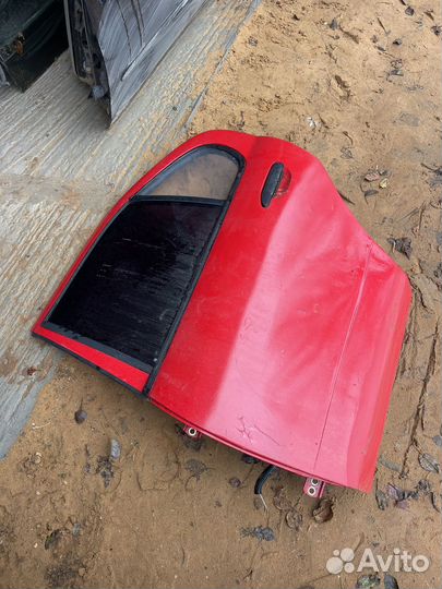 Дверь задняя левая nissan primera p11