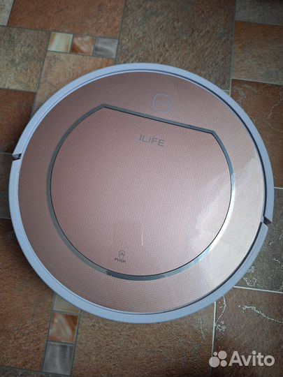 Робот пылесос ilife v7s plus