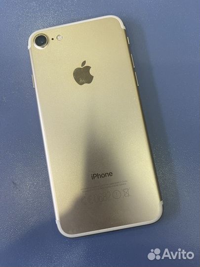 Телефон iPhone 7 128gb